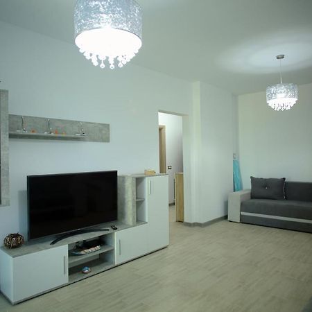 Isabelle Apartament Alezzi Beach Resort Mamaia Nord Navodari Exterior photo