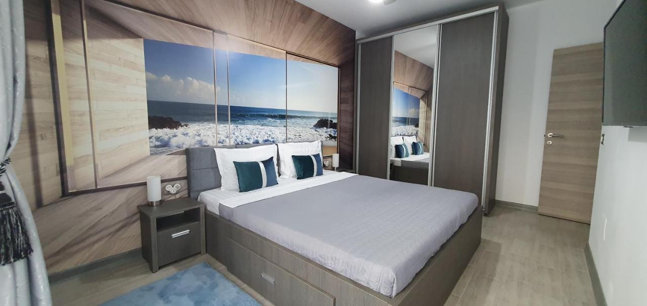 Isabelle Apartament Alezzi Beach Resort Mamaia Nord Navodari Exterior photo