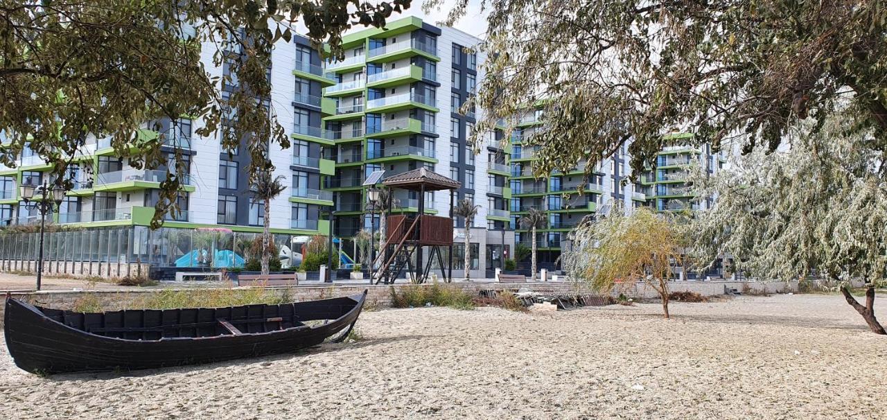 Isabelle Apartament Alezzi Beach Resort Mamaia Nord Navodari Exterior photo