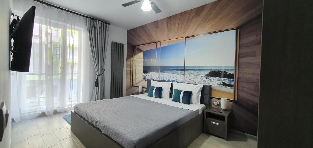 Isabelle Apartament Alezzi Beach Resort Mamaia Nord Navodari Exterior photo