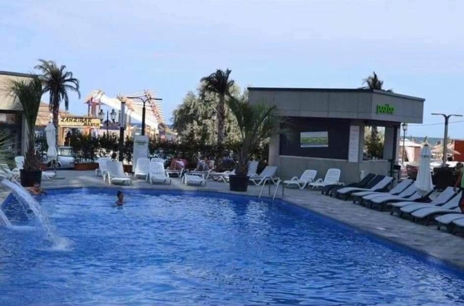 Isabelle Apartament Alezzi Beach Resort Mamaia Nord Navodari Exterior photo